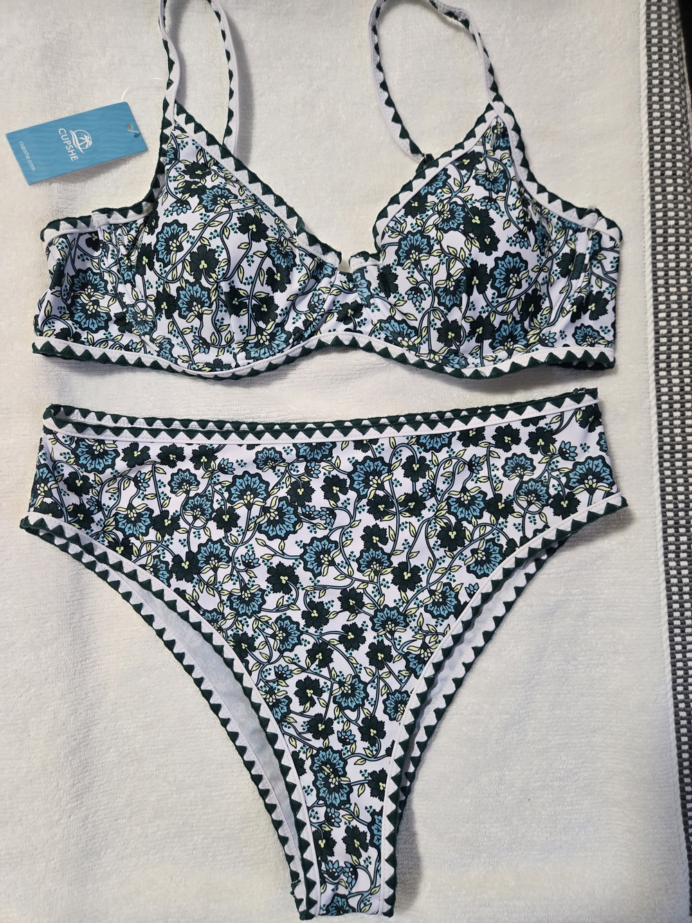 Cupshe White & Blue Floral High-Waist Bikini Set